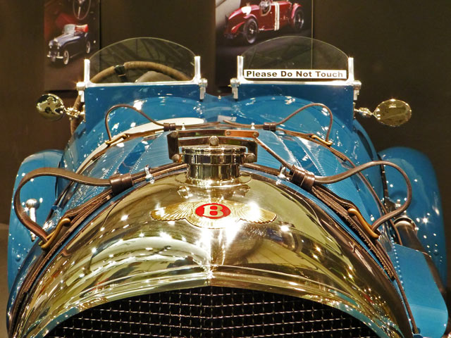 Bestand:Bentley-Riemen-03.jpg