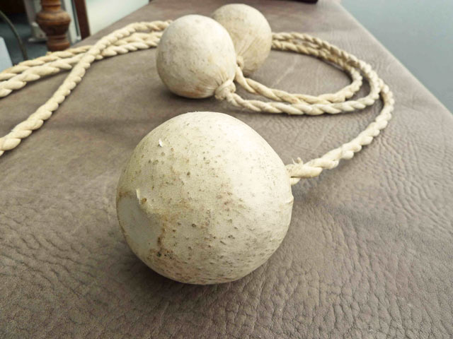 Bestand:Bolas-02.jpg