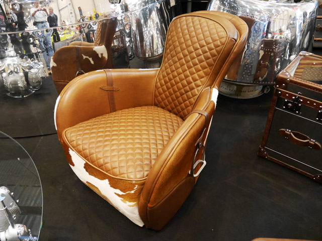 Bestand:Designersessel-Leder.jpg