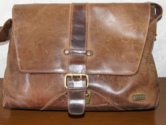 Bestand:Fettleder-08-Tasche.jpg