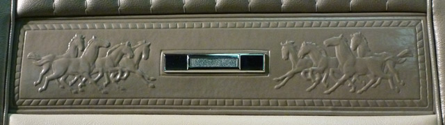Bestand:Ford-Mustang-Prägung-02.jpg