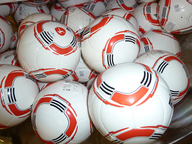 Bestand:Fussball-Leder-01.jpg