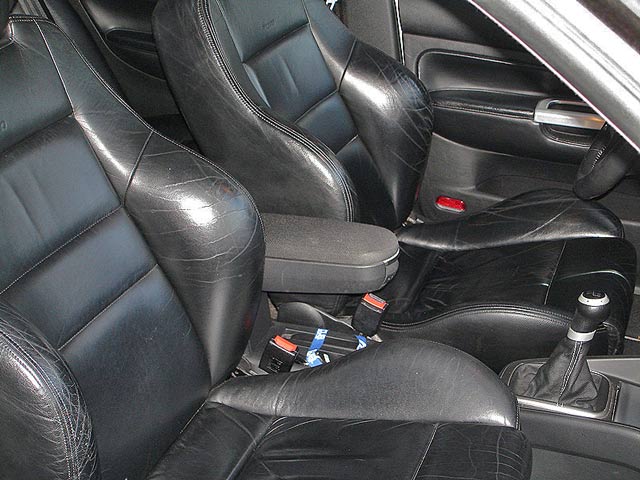 Bestand:Golf-4-mit-Recaro-Volleder.jpg