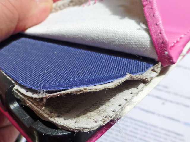 Bestand:Handytaschen-02-04-2012-09.jpg