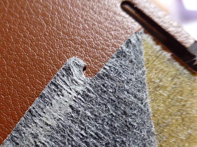 Bestand:Handytaschen-11-04-2012-09.jpg