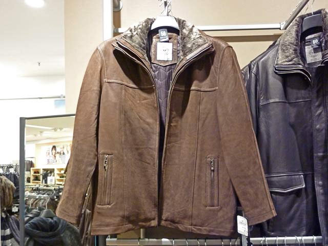 Bestand:Jacke-Lamm-179-Euro-004.jpg