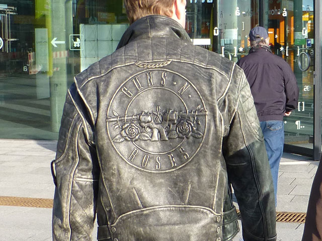 Bestand:Jacke-Praegung-02.jpg