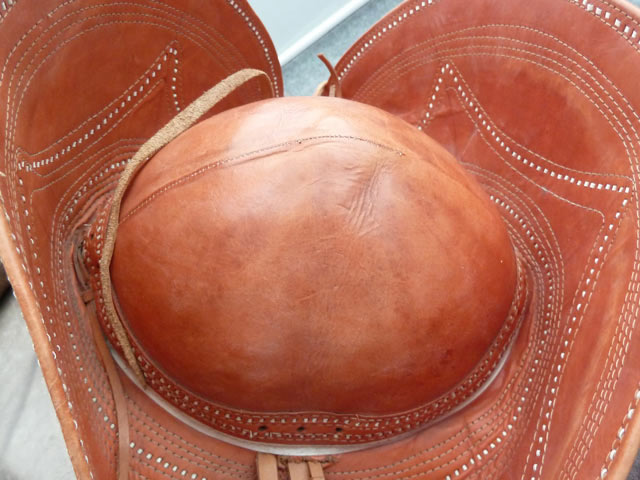 Bestand:Leder-Verformung-001.jpg