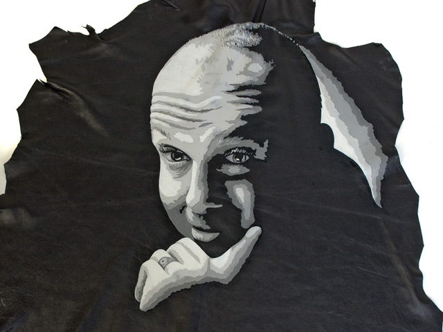 Bestand:Leder-bemalen-03.jpg