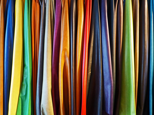 Bestand:Lederfarben-02.jpg