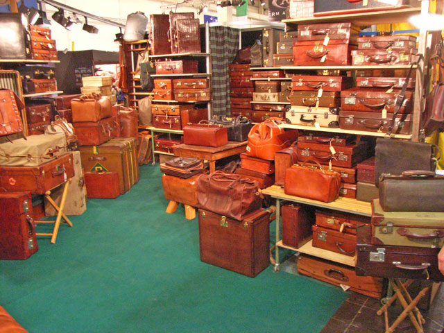Bestand:Lederkoffer-03.jpg