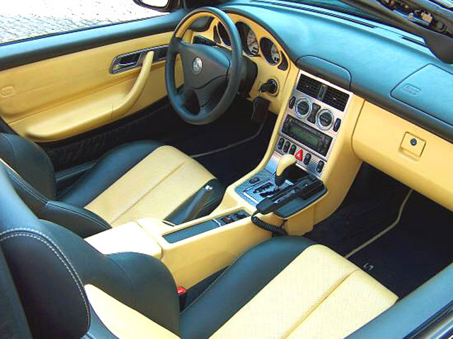 Bestand:Mercedes-Benz-SLK-2000.jpg
