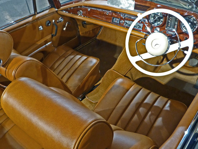 Bestand:Mercedes-Cognac-Zweiton-Kopie-01.jpg