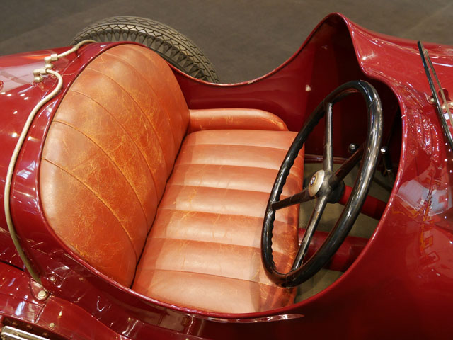 Bestand:Oldtimer-Patina-09.jpg