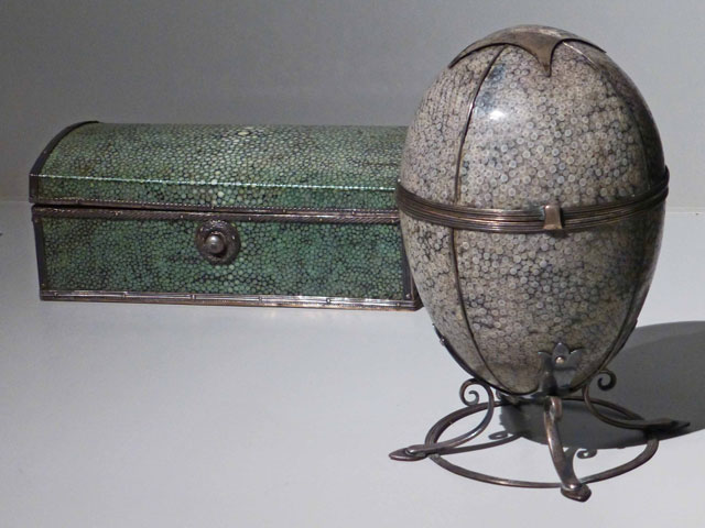 Bestand:Rochenleder-03-Ledermuseum-Offenbach.jpg
