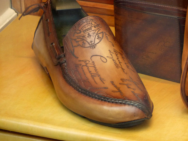 Bestand:Schuhe-003.jpg