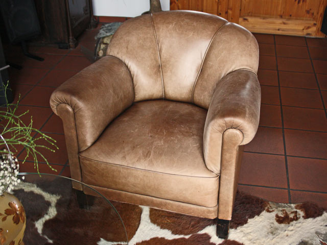 Bestand:Sessel-Patina-01.jpg
