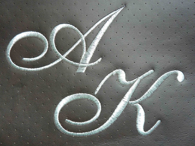 Bestand:Stickerei-002.jpg