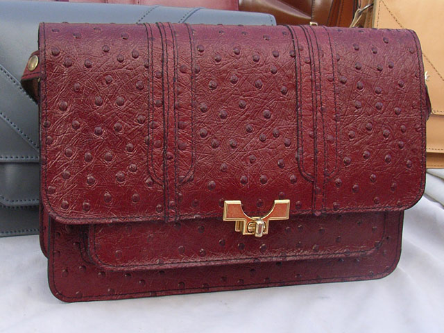 Bestand:Straussenleder-Handtasche-P.jpg