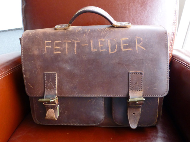 Bestand:Tasche-Fettleder-01.jpg