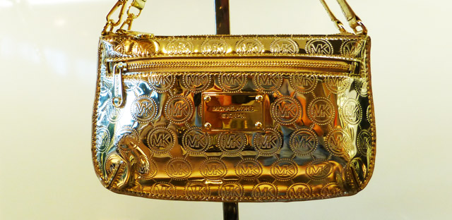 Bestand:Tasche-Goldleder-02.jpg