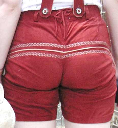 Bestand:Ziegenvelourhose.jpg