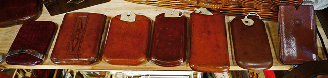 Bestand:Zigarrenetui-Leder-01.jpg